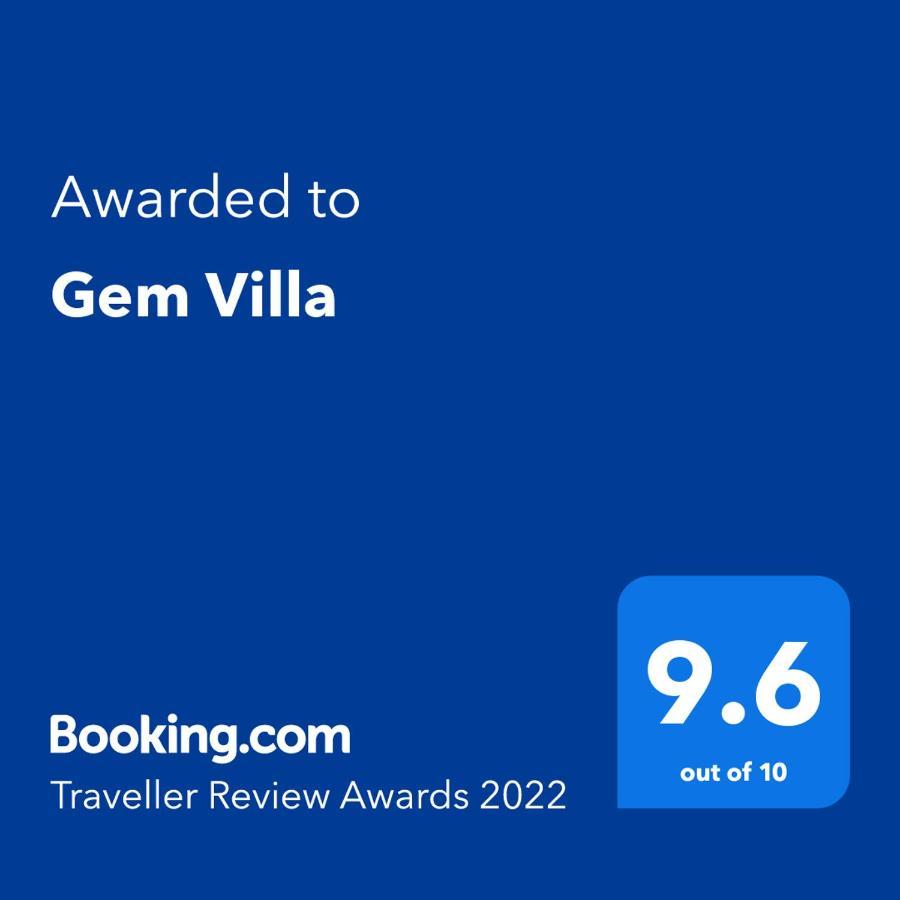 Gem Villa Уелигама Екстериор снимка