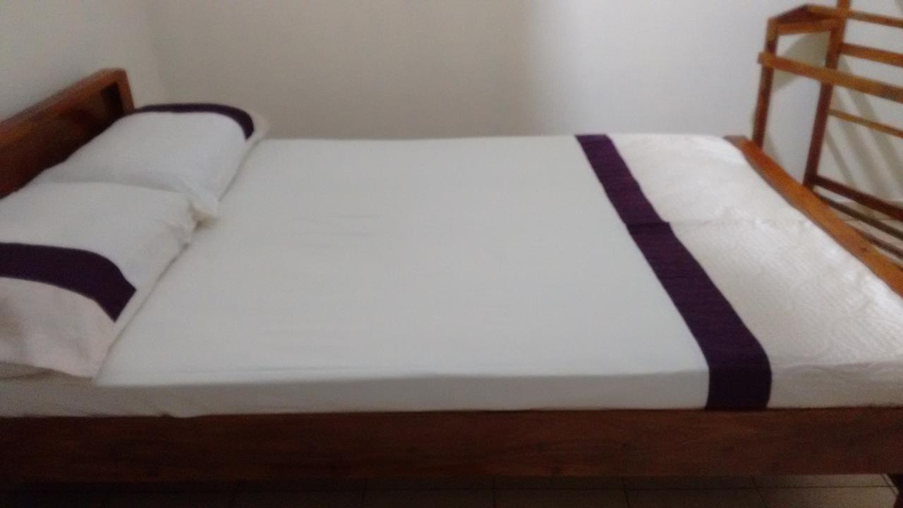 Gem Villa Уелигама Екстериор снимка