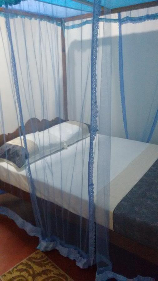 Gem Villa Уелигама Екстериор снимка